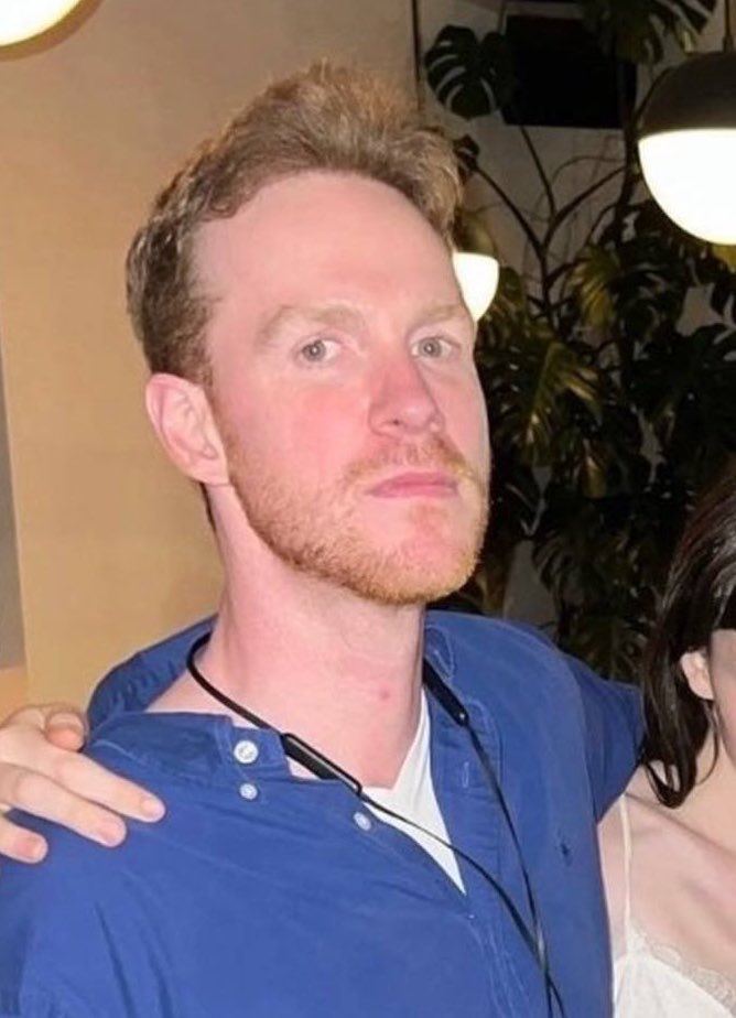 kenzietuff's tweet photo. Thot daughter or gay son https://t.co/U856e1rPhL