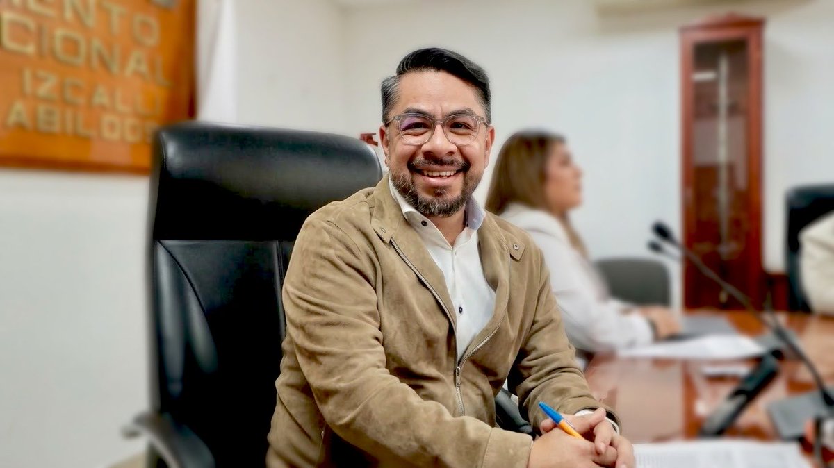 daniel_ser's tweet photo. Hoy en Cabildo tomamos una decisión importante para respaldar a quienes trabajan y conservan la tierra en Cuautitlán Izcalli.✍🏼

🙋🏻‍♂️Aprobamos por unanimidad una bonificación del 70% en el pago del impuesto predial, incluyendo multas y recargos, para propietarias y propietarios de inmuebles destinados a actividades agropecuarias, acuícolas y forestales que quieran regularizar sus adeudos de 2026 y años anteriores.

Estoy convencido de que gobernar también significa entender las distintas realidades de nuestro municipio y generar alternativas para que las familias puedan ponerse al corriente, sin dejar de proteger las actividades productivas que forman parte de nuestra identidad y de nuestras comunidades.🏘️🧑‍🧑‍🧒‍🧒

Queremos una cultura de contribución justa y responsable, pero también un gobierno cercano, que facilite soluciones y acompañe a quienes quieren cumplir.

Cuidar la tierra, respaldar a quienes la trabajan y poner orden también es transformar Cuautitlán Izcalli.😉

#Cabildo #CuautitlánIzcalli #ServirConPasión