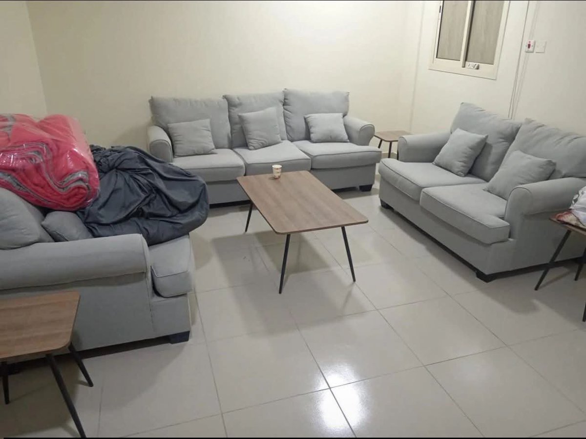 azmia_ali's tweet photo. للتبرع بالأثاث لجمعيات خيرية في غرب الرياض، يمكنك الاتصال على الرقم 0534591460 لترتيب التبرع والاستلام. هل تود أن أساعدك في العثور على جمعيات محددة في غرب الرياض نقل الأثاث إلى الجمعية الخيرية بغرب الرياض. إذا كنت تحتاج مساعدة في اختيار الجمعية أو تجهيز الأثاث، أخبرني جمعية خيرية https://t.co/24UHhHZnlQ