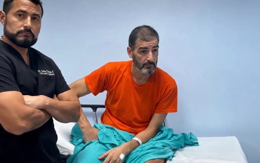 andrscoronel's tweet photo. Espeluznante ver el estado de salud en el que tienen a Aquiles Álvarez. Hay claras señales de desnutrición y tortura.

El régimen de Noboa está acabando con su vida a la vista y paciencia de todos. 

Noboa se maneja como una mafia. Qué miedo. https://t.co/tVOl8UB33J