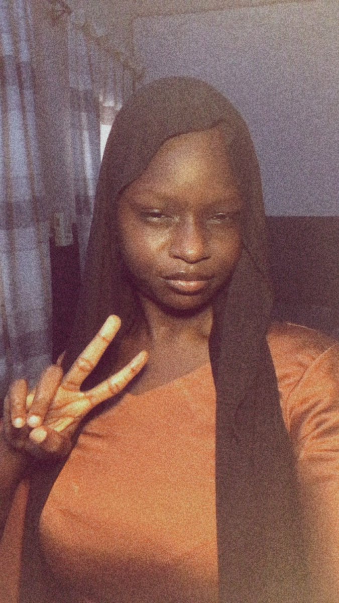 Maryamumarxo's tweet photo. @Light_A5 If you are seeing this let’s be mutuals 

I promise to connect back https://t.co/9mXIDI8cWI