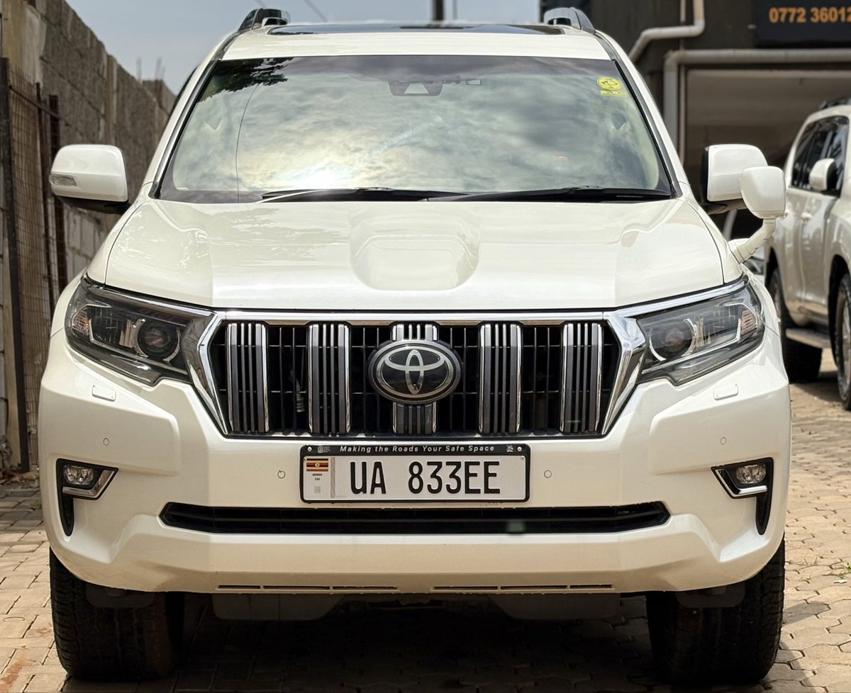 arnoldyosam's tweet photo. 🔥 2018 TOYOTA LAND CRUISER | FOREIGN USED 🔥

7-Seater • Sunroof ☀️ • Spacious &amp; luxurious • Powerful &amp; comfortable

💰 UGX 175M

📞 0705176582 / 0765241678
📲 WhatsApp: https://t.co/iLRRG7AIMA

BUY &amp; DRIVE 🚙💨

#LandCruiser #CarsUganda #ToyotaUganda https://t.co/lNsol1dj9I