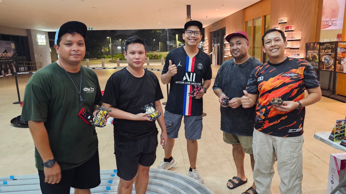 THEPLYGRNDSG's tweet photo. Playground Qualifying Cup 2026 for Mini 4wd World Challenge 2026 #tamiya #tamiyamini4wd #四驱车 #三二四驱 #ミニ四駆 #ミニ四駆Pro #tamiyasingapore #igsg #tamiyaasia #theplaygroundsg #theplayground #タミヤ #ミニ四駆 #mini4wd #enomoto #sigworks #forcelabo #tamiyaalliance #Mini4wd https://t.co/xpH4VnXydF