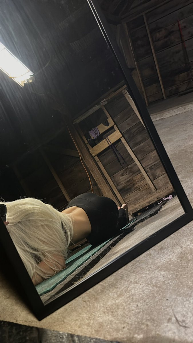dumbblondytwink's tweet photo. i really hope a big mean man dosent show up and take advantage of me ๐
#femboy #femboyfriday #sissy #sissyslut #snowbunny #trans #transgirl #nsfwtwt #cnc #abuseme https://t.co/quM4yHqVJQ