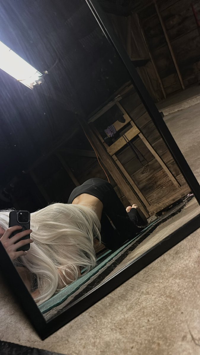 dumbblondytwink's tweet photo. i really hope a big mean man dosent show up and take advantage of me ๐
#femboy #femboyfriday #sissy #sissyslut #snowbunny #trans #transgirl #nsfwtwt #cnc #abuseme https://t.co/quM4yHqVJQ