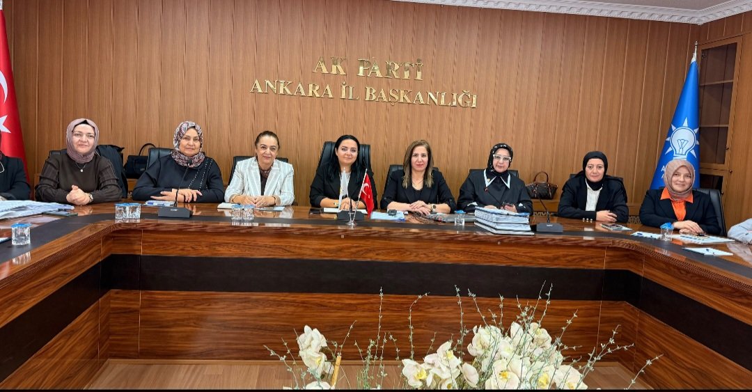 mhtprmn's tweet photo. Genel Merkez KK Genel Sekreteri @ZekiyeNA ve İl SHİB Fatma AYDEMİR'in katılımıyla "25 İlçe Sekreterleri Birim Başkanları Toplantımızı" İlçe Başkanlarımızın katılımıyla gerçekleştirdik. https://t.co/Gy1zXmkiBQ