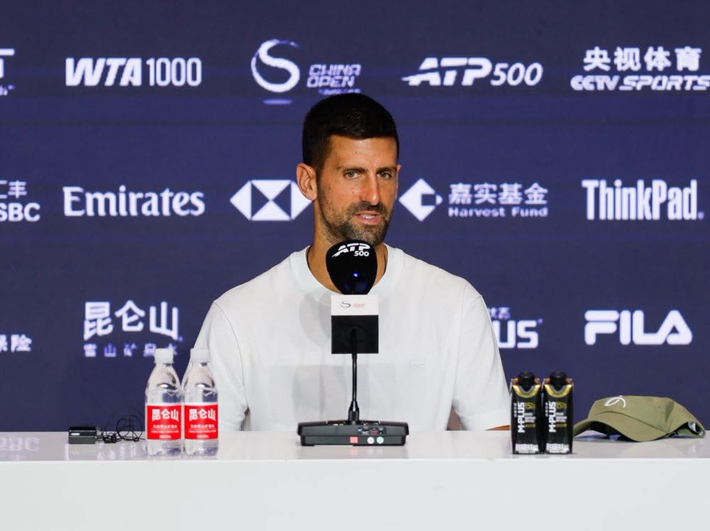 DjokovicFan_'s tweet photo. 🚨Novak Djokovic confirms he's playing the Paris Masters and will be hoping to qualify for the ATP Finals.

Djokovic: "I'm playing Paris for sure . . . If I qualify for Turin, I would like to go". 😍 https://t.co/3l9AqisfJp