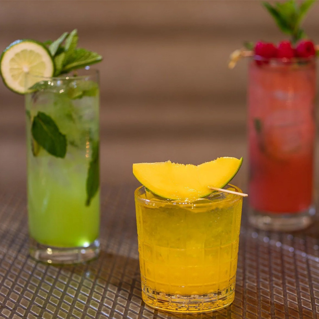 Table55Miami's tweet photo. Pick your color, pick your mood. 🍹

Fruity, refreshing, or adventurous? There’s a drink for everyone, plus $5 house drinks and draft beer during Happy Hour.

🍹 Weekdays, 4PM to 8PM
🍸 Weekends, 9PM to 11PM

Find your next favorite: https://t.co/vfQ5eaGOcf https://t.co/kvENr3giY0