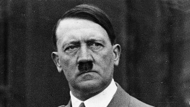 HistoryDailyyy's tweet photo. "What luck, for governments, that the people are stupid!" 

*-Adolf Hitler