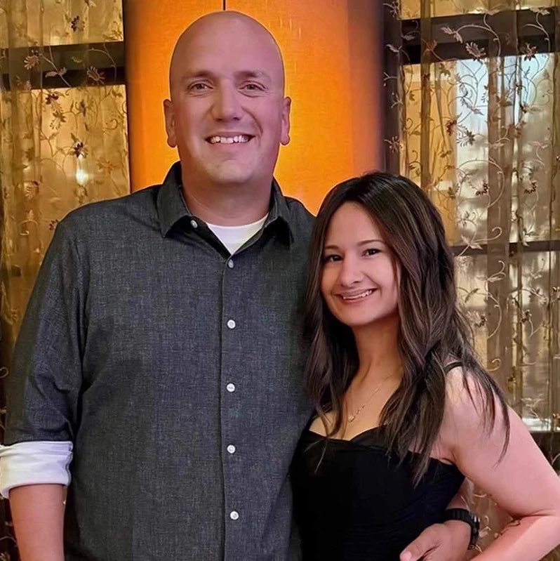 PopCrave's tweet photo. Ken Urker’s sister Autumn slams Gypsy Rose Blanchard following his death, claiming the couple had already split and accusing Gypsy of pushing a “fake narrative” about their relationship:

“You’re not going to f*cking do to my brother what you did to Dee Dee.” https://t.co/LJQon2Egog
