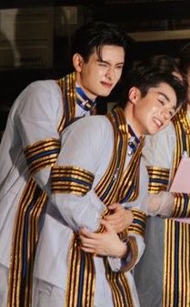 Mukrob_x's tweet photo. ขุนพลกอดพีเจ พีเจกอดขุนพล ฮือ ฮึก ฮือออออ มีใครได้ยินเสียงผมร้องไห้มั้ย ฮือ 😭😭😭😭😭😭😭😭😭😭😭😭😭😭😭 https://t.co/diMccVFOTR