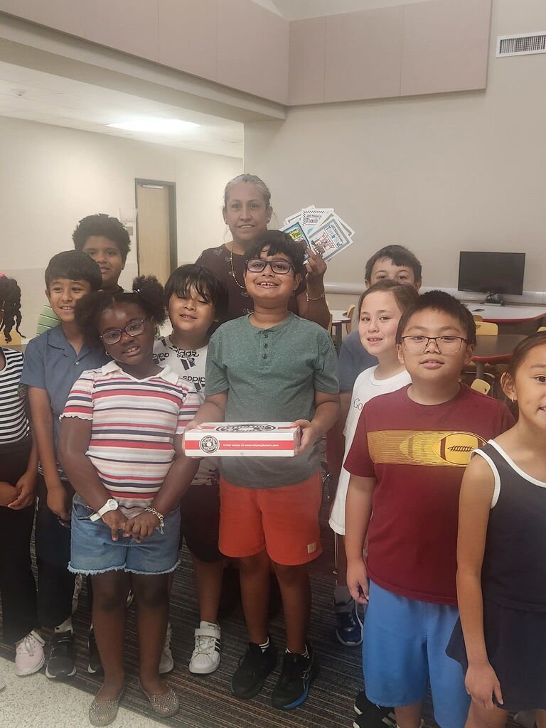 sdbrothers17's tweet photo. Huge shoutout to our incredible custodial staff! Behind every great day of learning is a team ensuring our environment is safe, clean, and ready for excellence. We believe that everyone matters, and today we honor you! Thanks for making our school sparkle! #weseeyou @AlvinISD https://t.co/m7aj9TjNPh