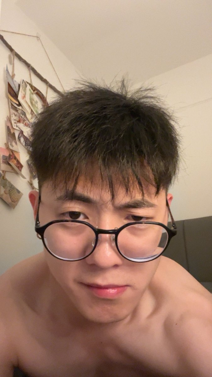 VircoSaverioSim's tweet photo. 嗯 https://t.co/Sy5vmlCW0v