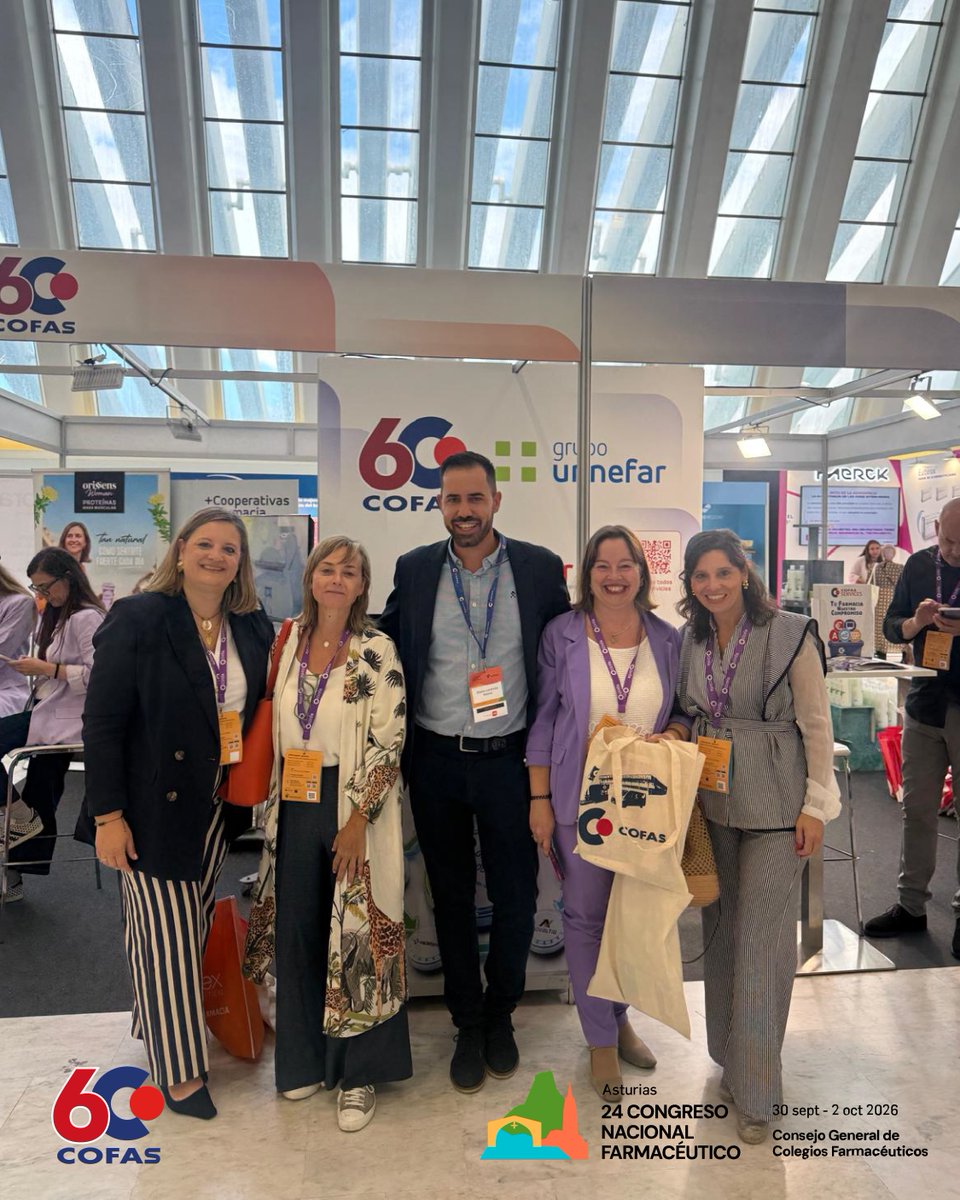 iCOFAS's tweet photo. Día Mundial de la Sonrisa 😊

Nos gustaría conmemorar este día con un pequeño repaso a los buenos momentos que hemos vivido en el #24CNF junto a socios, compañeros y expositores

Porque en cada conversación y cada reencuentro, siempre hay una sonrisa para el recuerdo 💙 https://t.co/v3IlEgYQxp