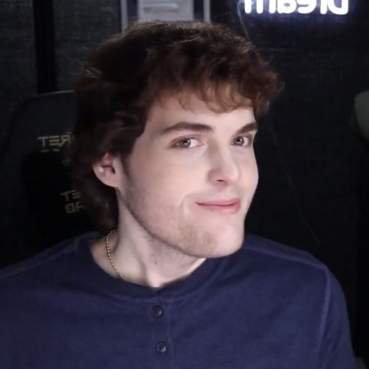 Dexerto's tweet photo. Minecraft YouTuber Dream revealed his face exactly four years ago today https://t.co/Pu2cpxYBj0