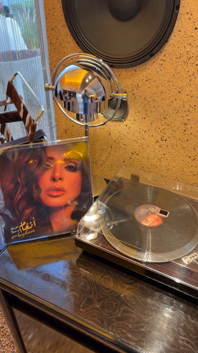 Q76_fsl's tweet photo. BEHIND💿
اكثر كوفي مُبهر فيك يالرياض https://t.co/TxGBFlNGdA