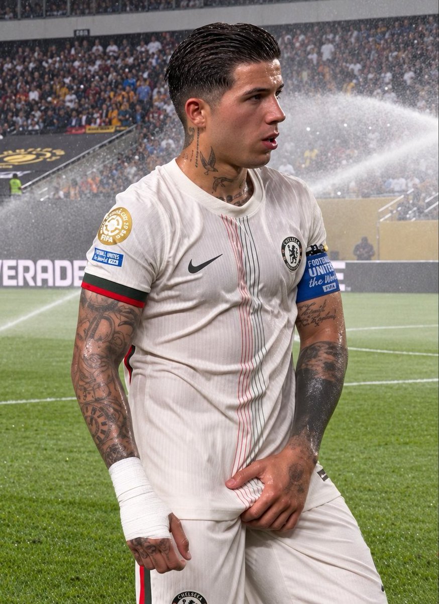 _XMENS_'s tweet photo. o homem mais saboroso da América latina https://t.co/GFiyPEwlGW