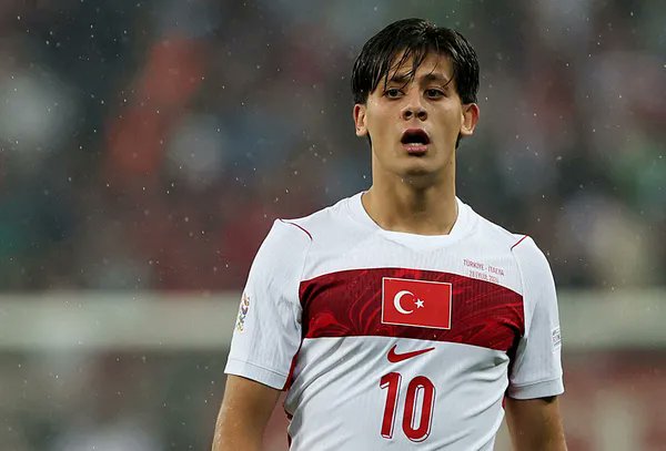 SadeceeYigitt's tweet photo. Bir Gsli olarak sen izlemekten zevk alıyorum :)
#BELTUR https://t.co/Lo8QztYhCi