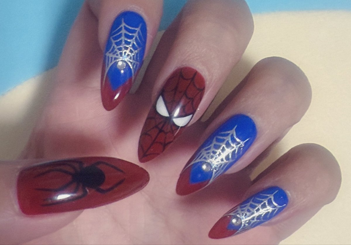 cha_jun1170's tweet photo. YUNHO仕様スパイダーマンネイル🕷🕸💅 https://t.co/oq2Upab10x