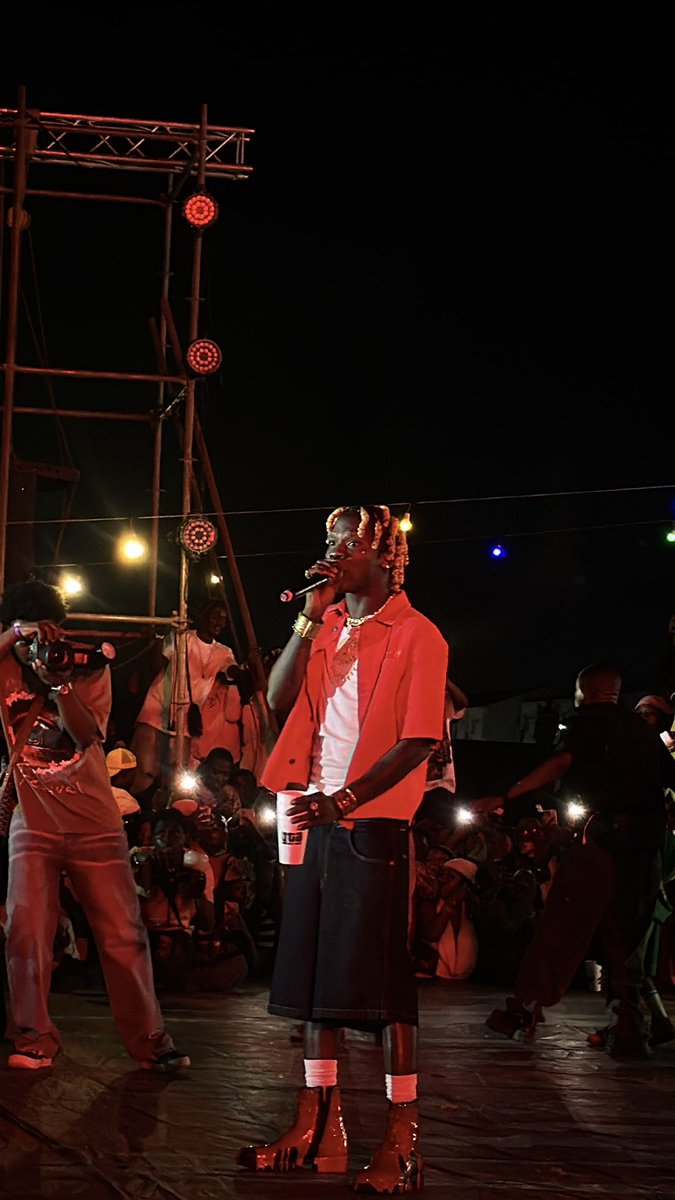 2blowfrequency's tweet photo. ๐ธ
#seyivibez #mainlandblockparty https://t.co/TmxLwZEfNB