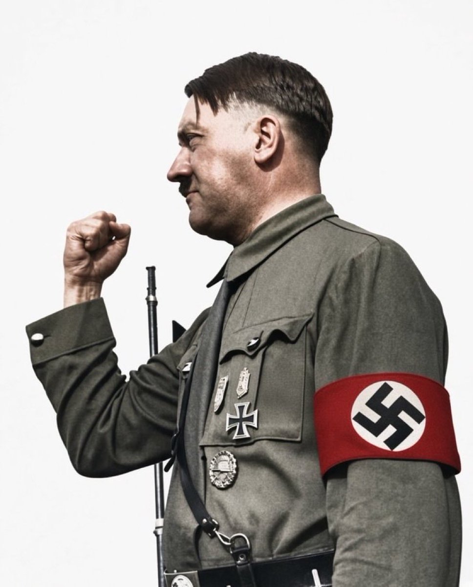 NSAWP_SE's tweet photo. I'm voting for Hitler https://t.co/nJgMOvs8YC