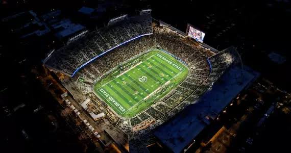 ayetr0n's tweet photo. After a great conversation with @Tmatthews16, I’m extremely blessed and grateful to receive an offer from Colorado State University!! 🐏🏈🙏
#AGTG
@247Sports @AllenTrieu @JUCOFFrenzy https://t.co/wCkPs87MEh