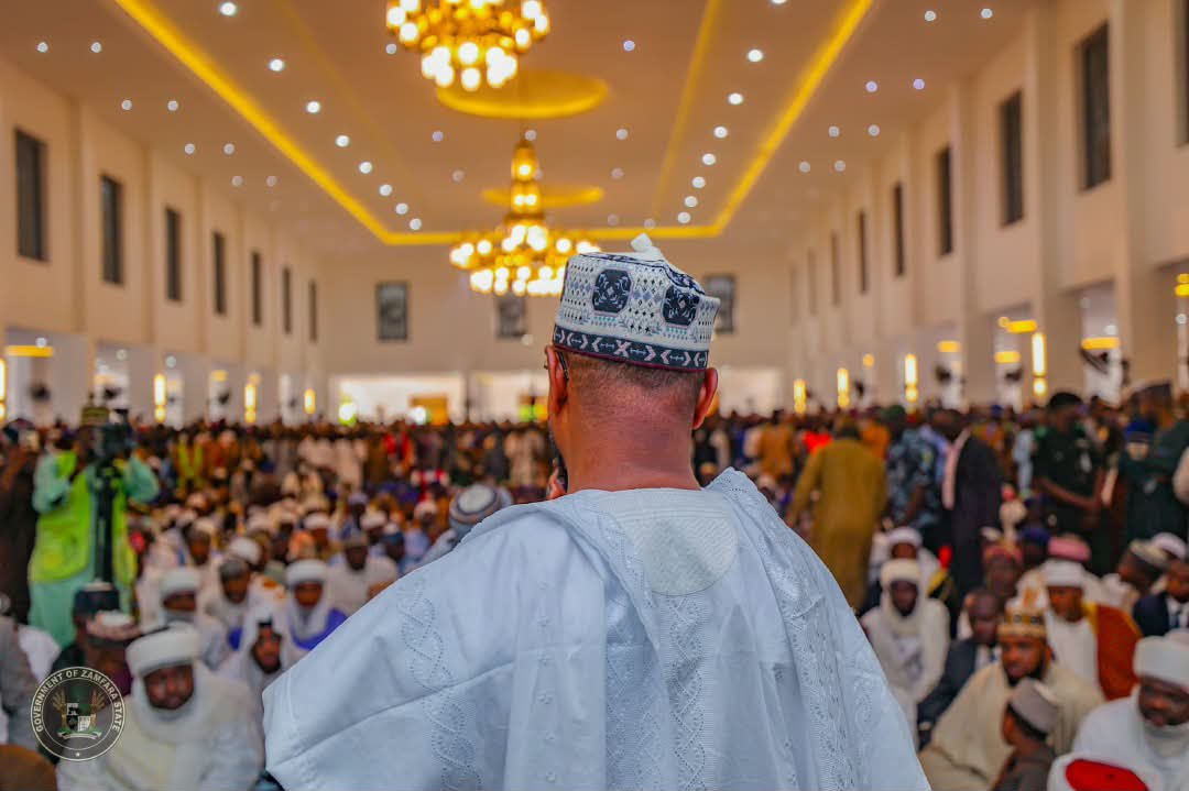 sulaiman_muhmd's tweet photo. PRESS STATEMENT

ZAMFARA @ 30: GOV. LAWAL COMMISSIONS INFRASTRUCTURE PROJECTS, DECLARES HIS RESCUE MISSION A SUCCESS

Governor Dauda Lawal declared that his administration's rescue mission is transforming Zamfara State across critical sectors.

On Thursday, the governor began a series of events and project commissioning to mark Zamfara State's 30th Anniversary.

The 30th Anniversary and commissioning were attended by the Pioneer Military Administrator of Zamfara State, Col. Jibril Bala Yakubu (Rtd.), former governors Ahmed Sani Yarima and Mahmud Aliyu Shinkafi, and other dignitaries.

During his speech at the National Independence Day parade and Zamfara's 30th Anniversary at the Trade Fair Complex in Gusau, Governor Lawal said Zamfara has moved from despair to an era of clear execution, transparency, and sustainable development.

He said, "Today, we join Nigerians in celebrating Independence Day and mark three decades since Zamfara State was created on October 1, 1996. Alhamdulillah for Allah's grace, mercy, and protection that have guided us through trials and triumphs, uniting us in a shared destiny.

"As we watched our gallant security forces, paramilitary agencies, vibrant students and youth march in unity on this parade ground, we were reminded of the resilience that defines the Nigerian spirit and, most specifically, the strength of character of our people.

"We must reflect intentionally on the profound sacrifices of our founding fathers, who fought tirelessly to break the chains of colonial rule and give birth to a free, sovereign nation. We owe them an eternal debt of gratitude for protecting this country's unity, peace, and territorial integrity.

"As we look forward to the next decade, we must understand that true independence demands collective responsibility. Government alone can't do this. I call on traditional rulers, religious scholars, civil servants, traders, and our resilient youth to unite. We must set aside divisions—ethnic, political, sectarian—and protect the peace we fought for."

On Friday, Governor Lawal commissioned phase III of the renovated and modernised J.B. Yakubu Secretariat in Gusau as part of his effort to rebuild government institutions and create a modern, efficient, technology-enabled, results-oriented Public Service for Zamfara State.

The J.B. Yakubu Secretariat houses critical Ministries, Departments, and Agencies whose responsibilities span virtually every aspect of governance and service delivery.

Governor Lawal said modernising the Secretariat will deepen coordination among MDAs, strengthen communication, promote institutional synergy, and support faster, more effective implementation of government decisions.

"Today's occasion is significant as we welcome His Excellency, Col. Jibril Bala Yakubu (Rtd.), Zamfara's pioneer Military Administrator, after whom this Secretariat is named. As Zamfara marks thirty years since its creation, it's fitting that a leader from our foundation is here to witness this milestone."

Earlier, the pioneer Military Administrator of Zamfara State, Col. Jibril Bala Yakubu (Rtd.), lauded Governor Lawal's giant strides, particularly in infrastructure, education, and health.

On the same Friday, His Eminence, the Sultan of Sokoto, Alhaji Muhammadu Sa'ad Abubakar III, CFR, mni, commissioned the reconstructed and remodelled Jumu'at Mosque (Yardole) and its attached shopping complex.

The mosque, named after Malam Sambo Dan Ashafa, a renowned Islamic scholar and companion of the great (MUJADDADI) and leader of the 1st Sokoto Jihad, Sheikh Uthman Ibn Fodiyo, will also serve as an Islamic and research learning centre.

SULAIMAN BALA IDRIS
Spokesperson for the Zamfara Governor
October 02, 2026