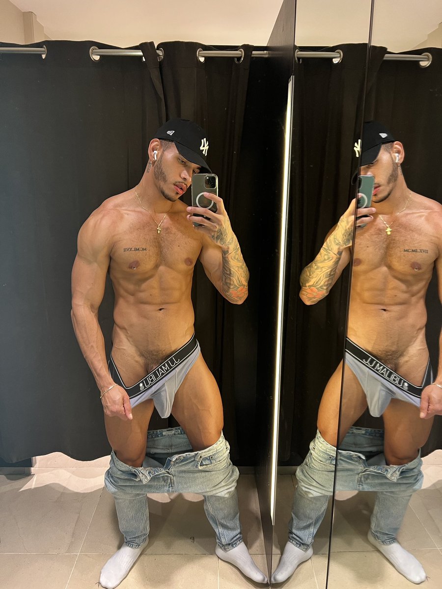 bigmikefit2's tweet photo. Maybe I should post more often 👀 https://t.co/qQBpxgTEK9