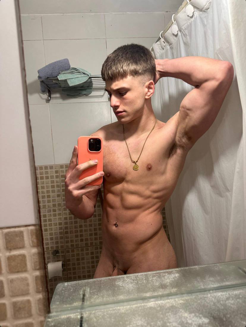 nickkk699010's tweet photo. Seguimos activos con el contenido más caliente!🥵🔥😍

Mi telegram⬇️
📲👉🏻 https://t.co/uMwYXY0g7l https://t.co/5MgGrFLmd3