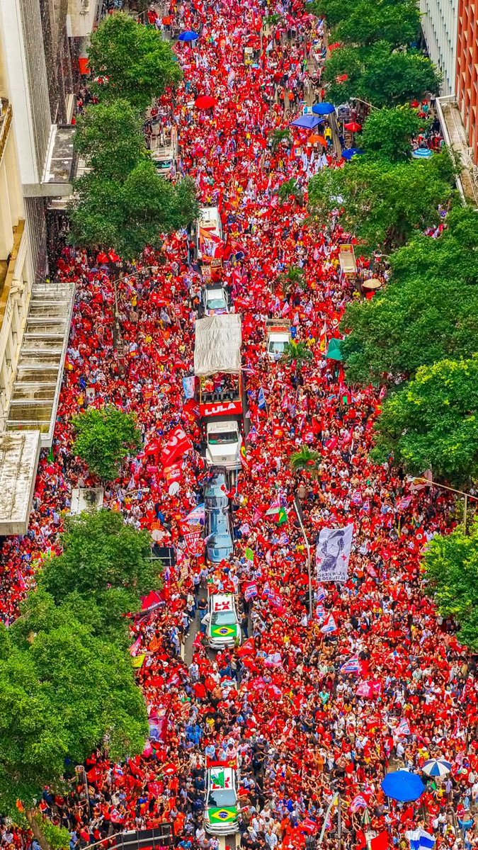 ptbrasil's tweet photo. No Rio foi assim: ⭐️⭐️⭐️⭐️

📷 @ricardostuckert https://t.co/pmr36m6v3l