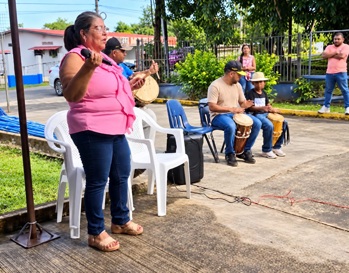 MINSAPma's tweet photo. #Veraguas | El Centro de Salud de Montijo inicia las actividades de prevención del cáncer de mama y próstata, con participación de la comunidad y orientación sobre la importancia de los controles de salud y la detección oportuna. #MinsaPanamá https://t.co/p4ltfZguYC