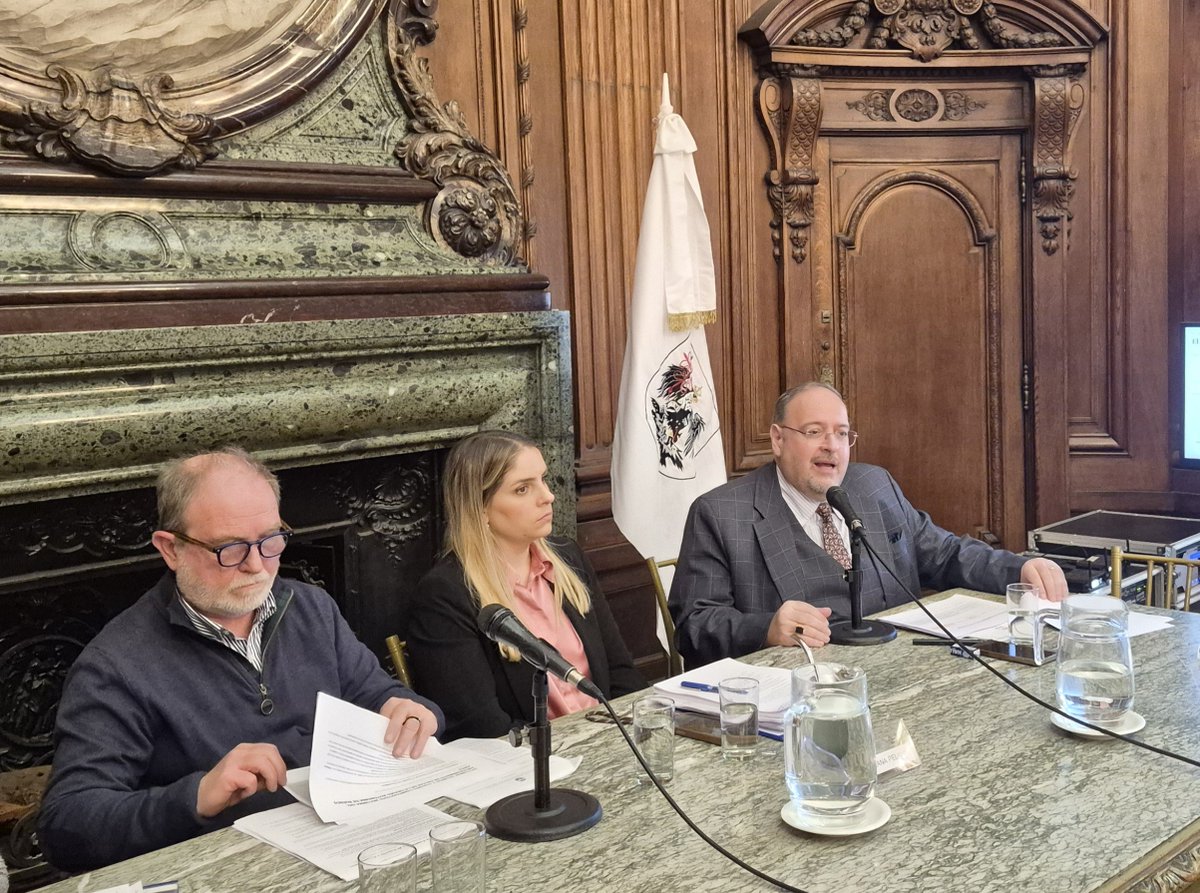 iJudicial's tweet photo. Audiencia de la Ley Nº 1.217 donde expuso el  Presidente de la Cámara en lo Penal, Contravencional y de Falta, el Dr. Javier Buján e integrantes del Poder Legislativo en la Legislatura de la Ciudad Autónoma de Buenos Aires. https://t.co/9nHKnbWZHv