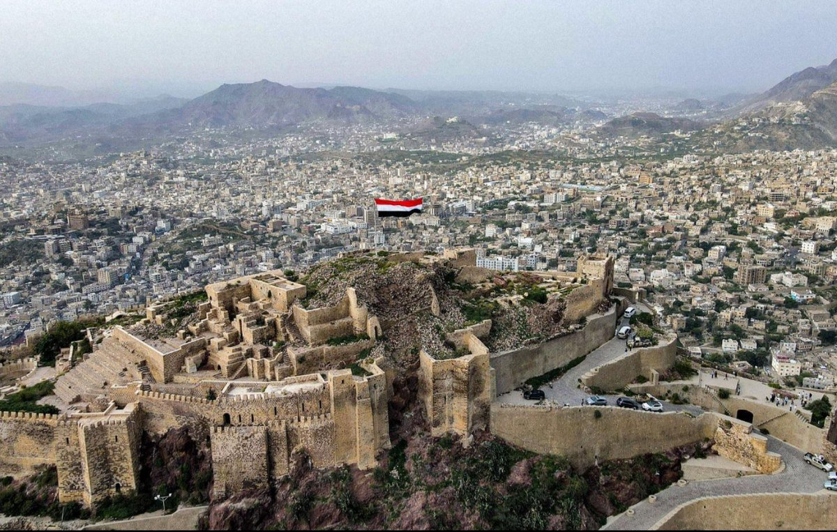 HassanAlsahl's tweet photo. تعز ليست مدينة عابرة في تاريخ النضال الوطني، بل عنوان للصمود وقلعة للجمهورية، وأبناؤها ماضون في الدفاع عن كرامتهم وحريتهم مهما طال الطريق.
#تعز_تنتصر https://t.co/wI1oDxuHEe