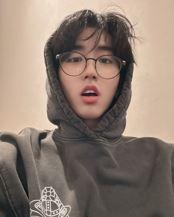 morxeuss's tweet photo. ⋆. 𐙚 ˚
 ㅤㅤㅤㅤㅤᴏʜ, ᴍʏ ʙᴜᴛᴛ ʙᴏᴜɴᴄᴇs ʟɪᴋᴇ ᴀ ʀᴜʙʙᴇʀ ʙᴀɴᴅ.
#GAYROL #SEXROL #SS #LEWDRP #FAKELAND #FREEROL https://t.co/vtnMka4rs6