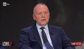 galluzzilucio's tweet photo. IL DISAGIO
Ci sono personaggi che non dovrebbero più apparire nel servizio pubblico #Rai https://t.co/DOHmKnnoLT