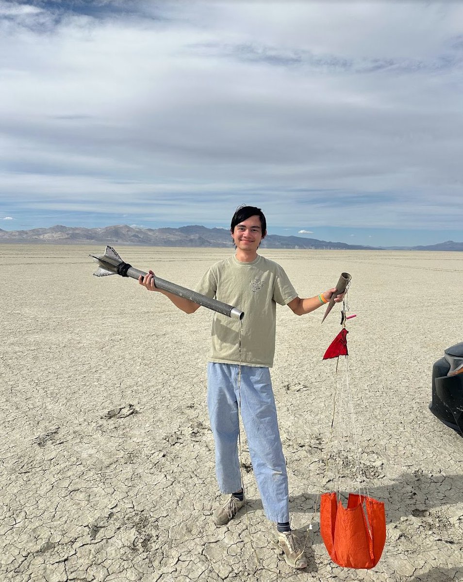thomasbooska's tweet photo. Last weekend at Black Rock (BALLS 34), I flew my (near)-hypersonic homebuilt experimental 54mm rocket to Mach 4.96 (5372 fps)!  To my knowledge, this is the fastest single-stage rocket ever flown and fully recovered by any amateur, among other records in student rocketry. https://t.co/TJgVQCYP3P
