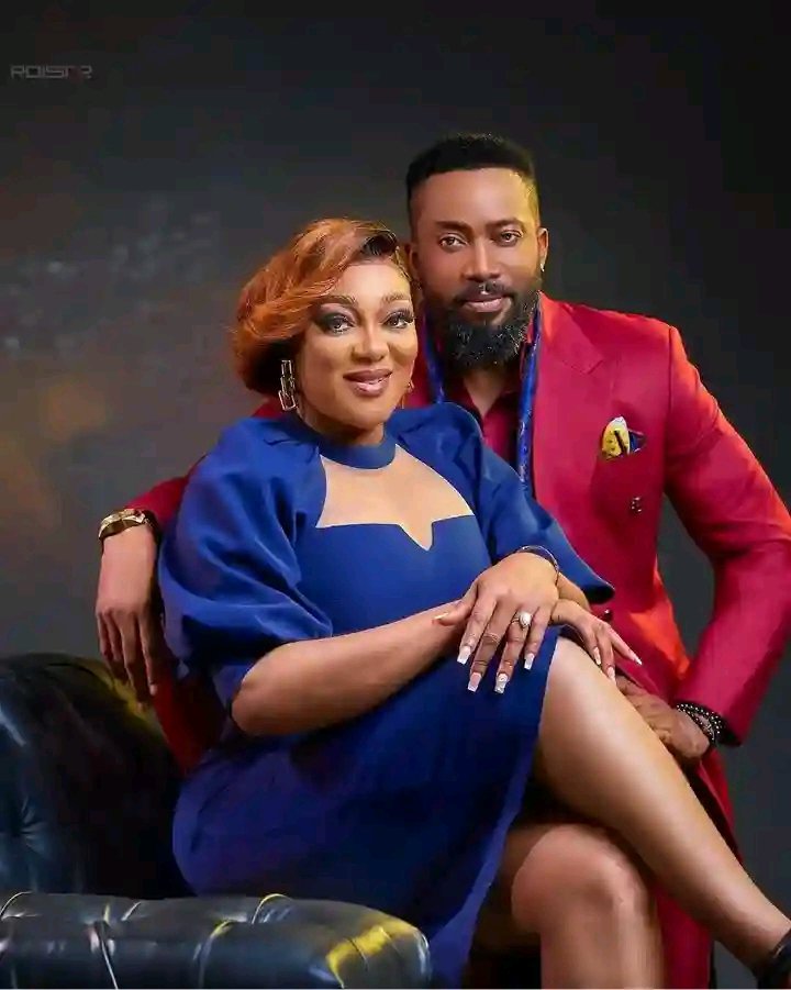 m_1_2_3_4_5_6_8's tweet photo. I love this couple https://t.co/mSpaDXt0iU