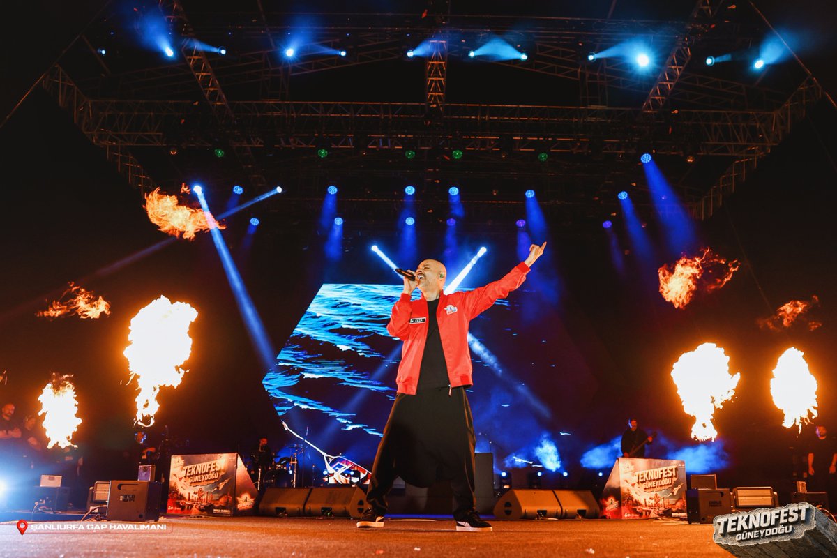 teknofest's tweet photo. 🎶 #TeknofestGüneydoğu’da sahne CEZA'nın… 🚀 https://t.co/5i0TClFrCW