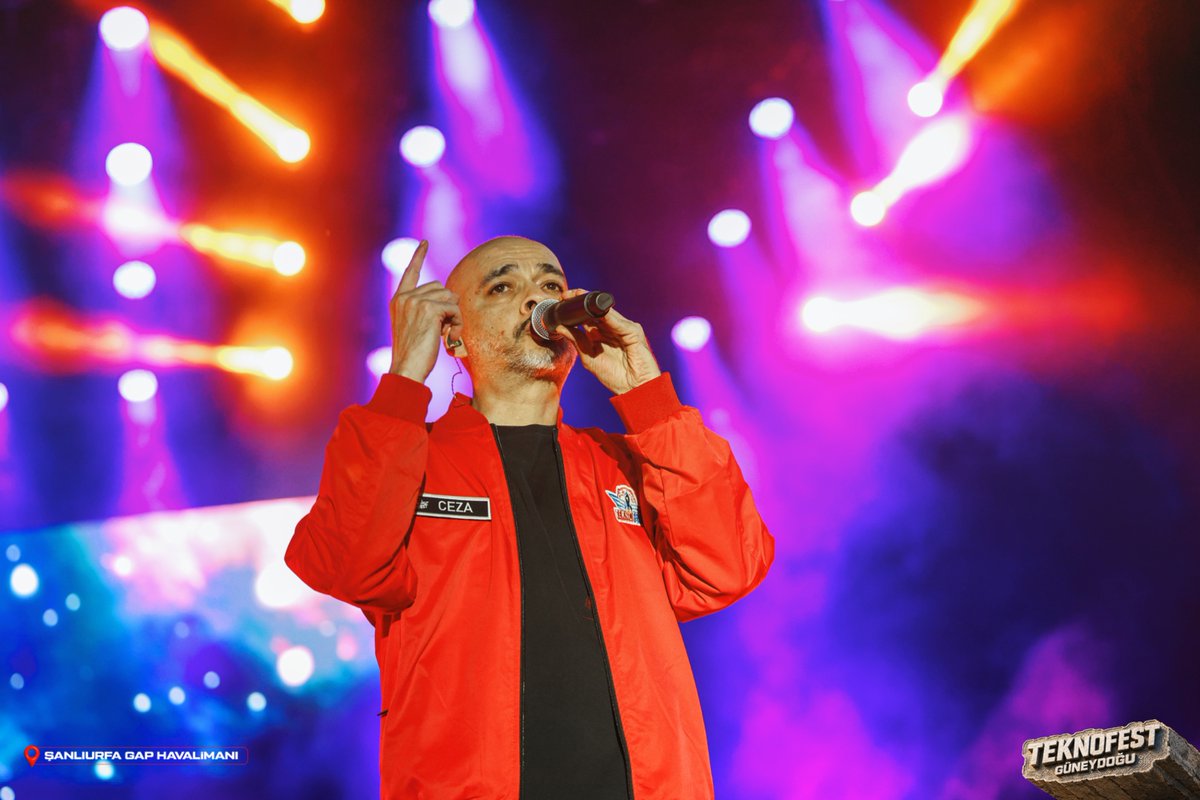 teknofest's tweet photo. 🎶 #TeknofestGüneydoğu’da sahne CEZA'nın… 🚀 https://t.co/5i0TClFrCW