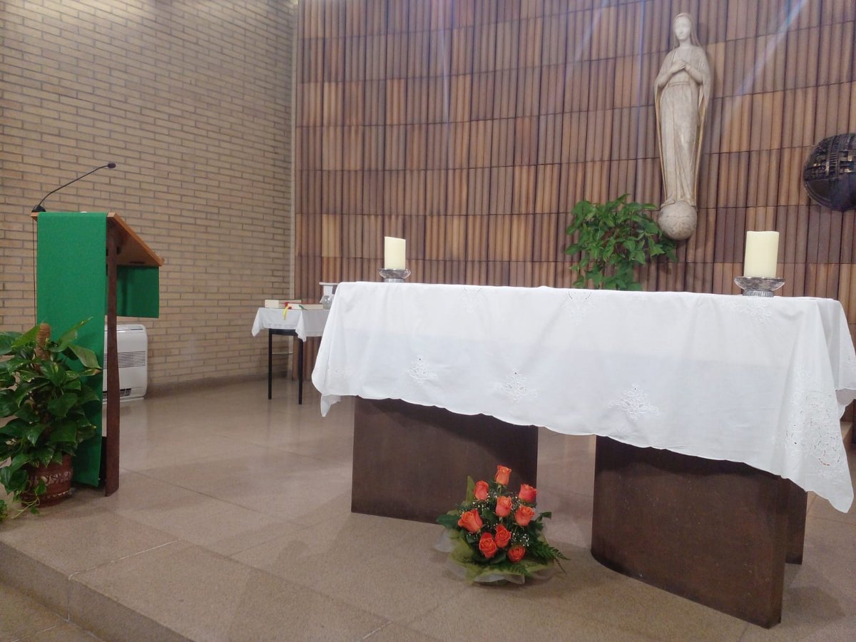 IgnasiMiranda's tweet photo. Us esperem aquest #DiumengeXXVIIDurantAny 10.30h a #LaMissa @la2_tve @RTVECatalunya
Cantarem:
CANTICORUM IUBILO-> https://t.co/o5UxnwDQCZ
PANIS ANGELICUS-> https://t.co/Q1wxHtZvra
AVE VERUM CORPUS-> https://t.co/pkjxitB4LB
AVE MARIA (Kairoi)-> https://t.co/JavTMJlixJ https://t.co/ndRabOH95q