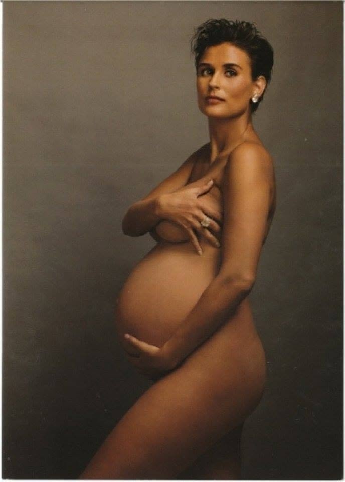 edwereddie's tweet photo. Demi Moore by Annie Leibovitz, 1991 https://t.co/0FQfGzwZdP