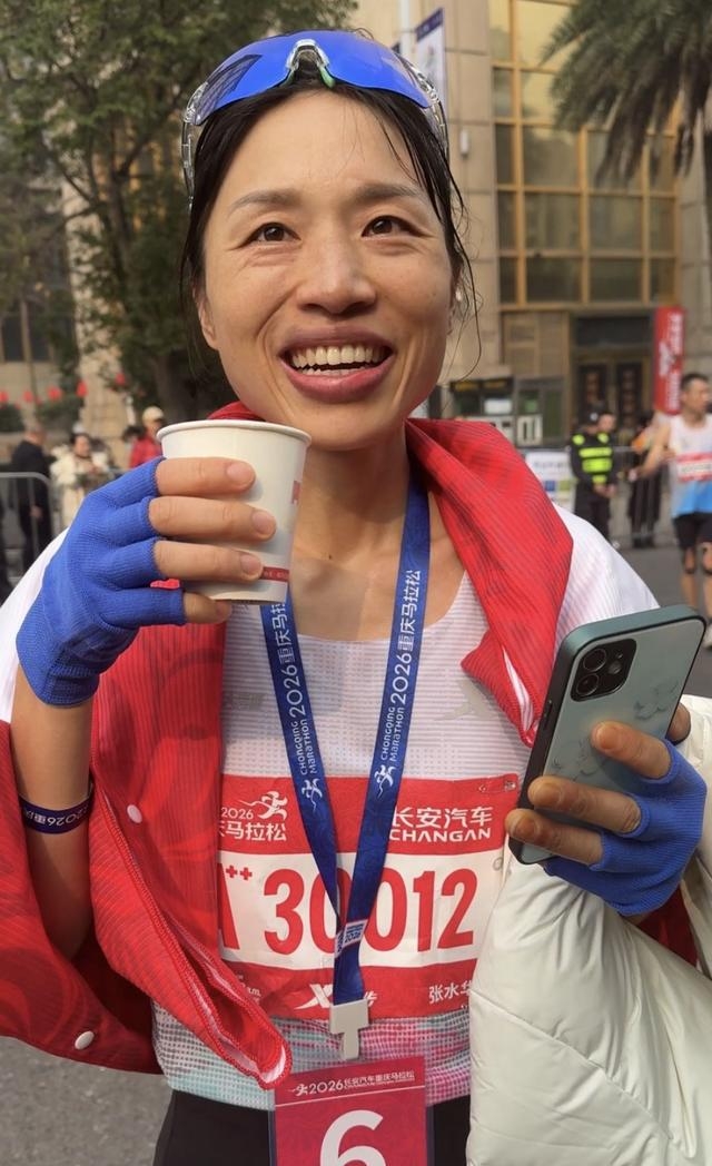 HaileyCadeyc's tweet photo. Rompí mi límite hoy! Terminé el reto de 5km en menos de 25 minutos — Nunca es tarde para superarte!， https://t.co/Kt5csE1YMu