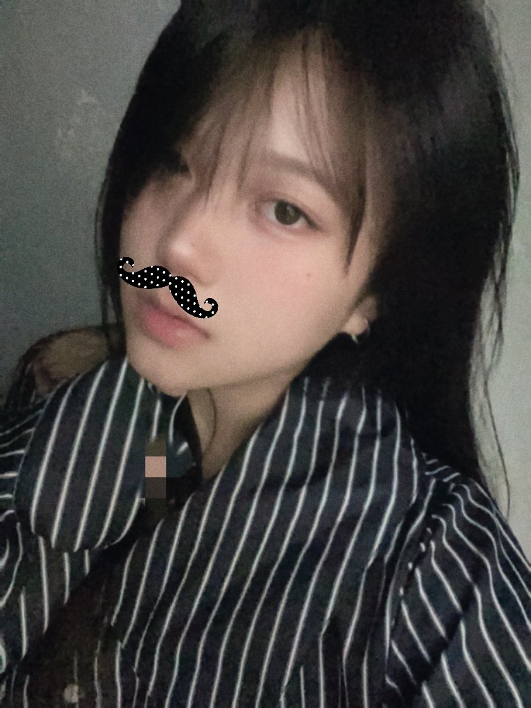 Yan3we's tweet photo. 如果活着不是为了见到你 #wlw #le #女同性恋 https://t.co/Dpom3Wv0zi