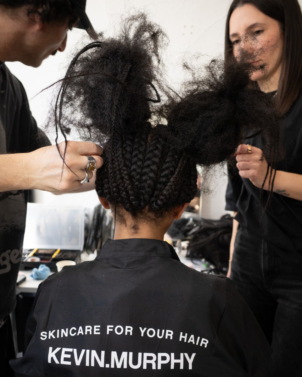 RegineHencdl1's tweet photo. Paris Fashion Week 2026: KEVIN. MURPHY on the runway

Effortless, barely styled hair at Stella McCartney and dramatic sculptural textures at Caroline Hu—Eugene Souleiman and the KEVIN. MURPHY team are shaping next season’s hair trends. https://t.co/CPceTV44Pv
