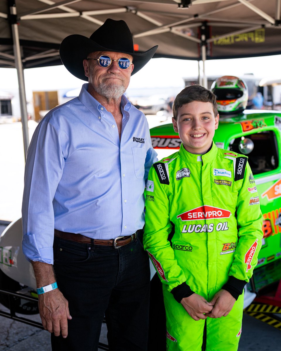 brextonbusch's tweet photo. Pretty cool getting to meet the OG Rowdy!👍🏻

@SERVPRO l @Lucas_Oil l @daysofthunder https://t.co/VRco00GqGp