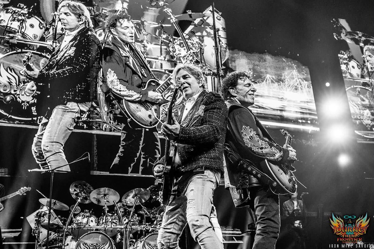 TheJonathanCain's tweet photo. On the road! Thank you again for EVERYONES support! https://t.co/CXtxSdHSow
