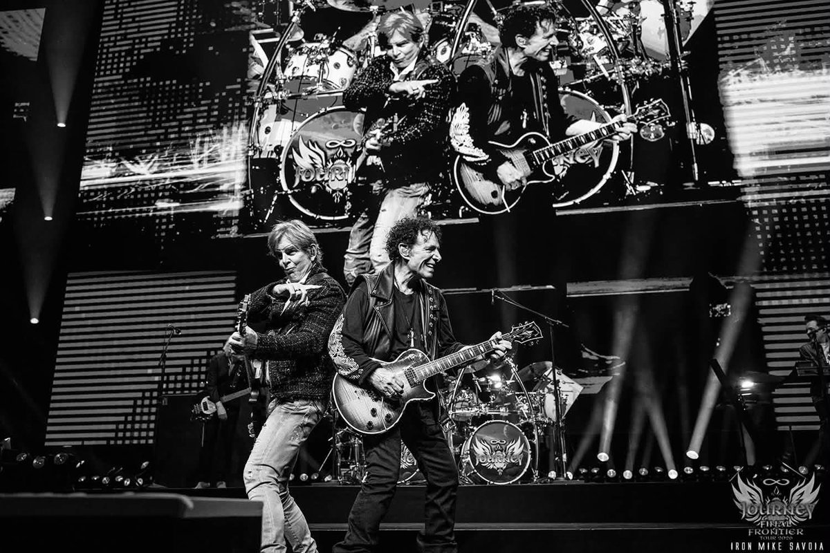 TheJonathanCain's tweet photo. On the road! Thank you again for EVERYONES support! https://t.co/CXtxSdHSow