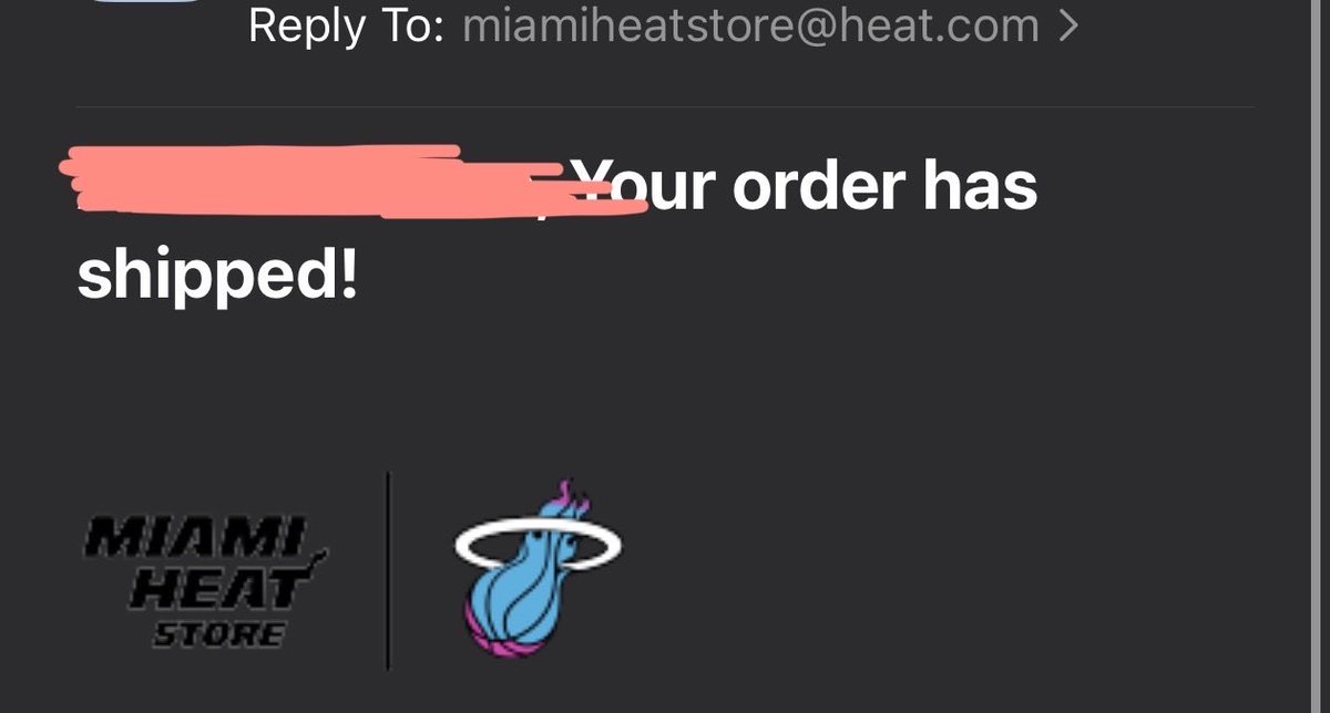 ArtyNxtDoor's tweet photo. @OfficialJoelF I just got my shipping for one of my shirts https://t.co/3ngJBtoRZh