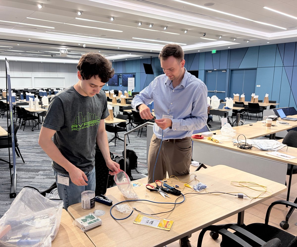 SkillBitLabs's tweet photo. The @SkillBitLabs team is getting ready for a big event tomorrow! 👀 https://t.co/3PTlAe5whk