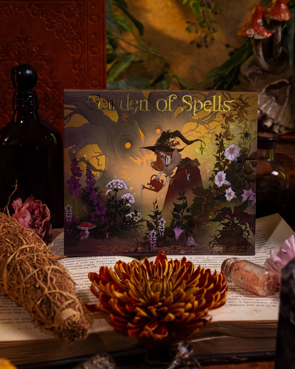 Iren_Horrors's tweet photo. Let me introduce you my first collaboration with gorgeous BellaBeauteBar as an artist for the Garden of Spells palette 🔮🍂🌱🧙‍♀️
A big fan of the brand myself and I’m so so happy about the final result, the colours are so vibrant and shimmers are magical ✨ https://t.co/W67mEQQRvr